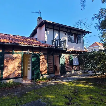 Holiday home Spacious House Near The *
